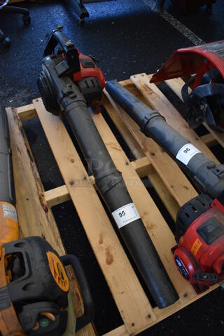 Troy-Bilt TB4SC Gas Powered Leaf Blower. 10x15x39