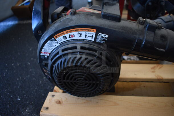 Troy-Bilt TB4SC Gas Powered Leaf Blower. 10x15x39 - Image 5 of 6