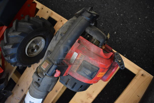 Troy-Bilt TB4SC Gas Powered Leaf Blower. 10x15x39 - Image 5 of 8