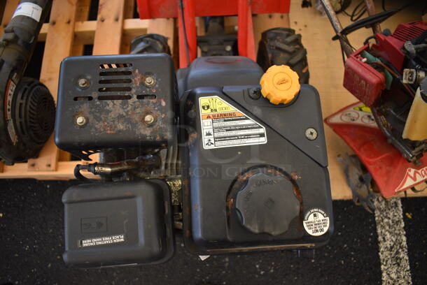 Troy-Bilt 21C-64M1066 OHV Bronco 208 cc Gas Powered CRT Counter Rotating Tines Garden Tiller. 18x50x44 - Image 5 of 9