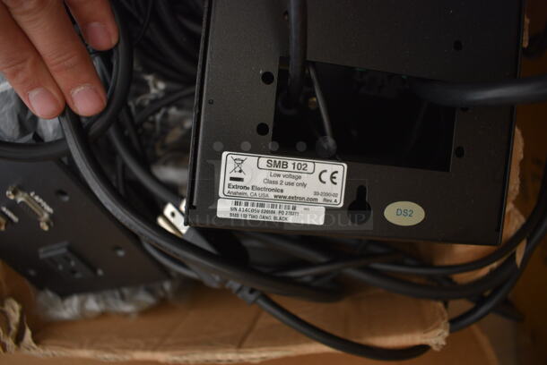 ALL ONE MONEY! Lot of Various Wires and Extron SMB 102 Modules - Image 8 of 8