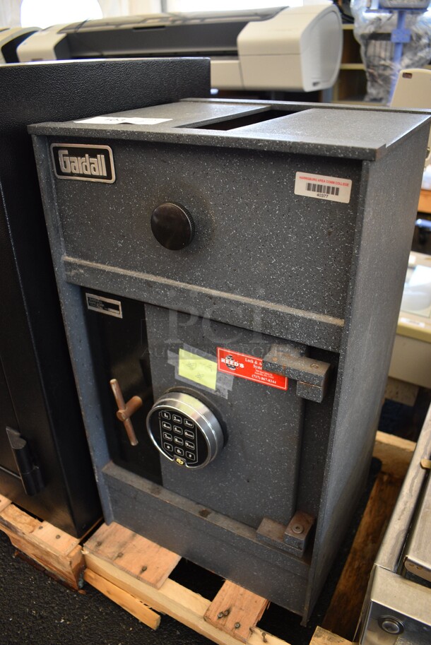 Gardall Gray Metal Single Compartment Drop Safe. Comes w/ Combination. 14.5x14x25 - Image 2 of 9