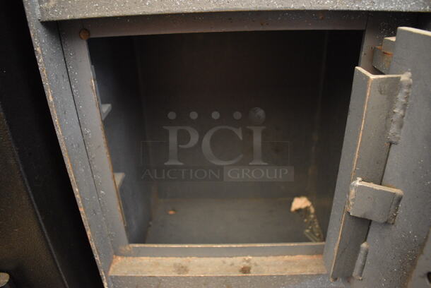 Gardall Gray Metal Single Compartment Drop Safe. Comes w/ Combination. 14.5x14x25 - Image 7 of 9