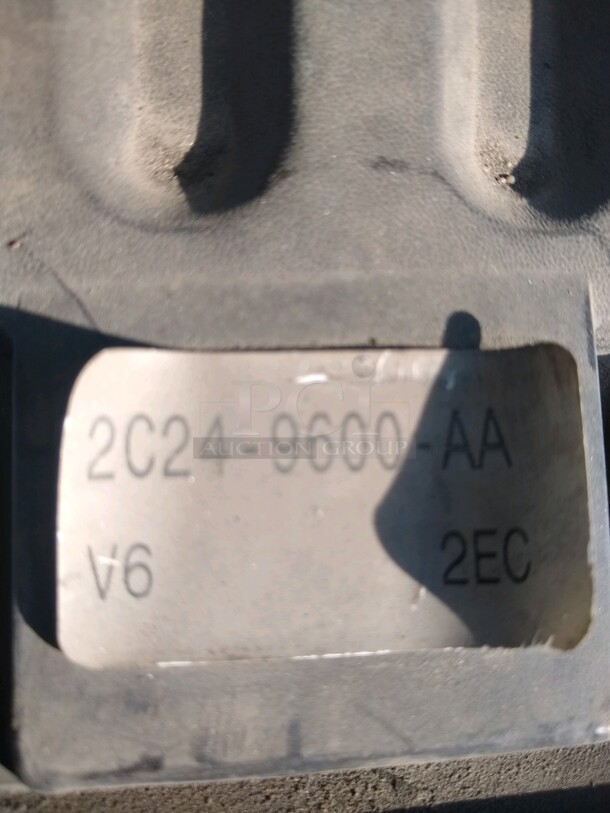 Ford E250 Van. Comes w/ 1 Key. Odometer Reads 121,033. Title In Hand. Vehicle Runs and Drives! BUYER MUST REMOVE - Image 6 of 8