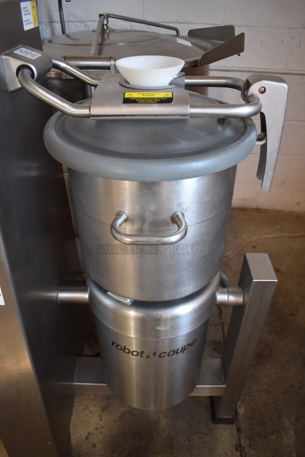 Robot Coupe R23 Metal Commercial Floor Style 23 Quart Vertical Cutter Mixer w/ Blade. 208-240 Volts, 3 Phase. 27x24x49 - Image 5 of 9