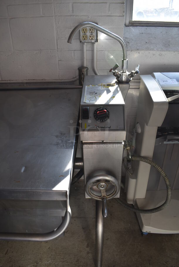 Cleveland Stainless Steel Commercial Floor Style Electric Powered Manual Tilting Braising Pan Skillet. 208-250 Volts, 3 Phase. 54x43x50 - Image 2 of 7