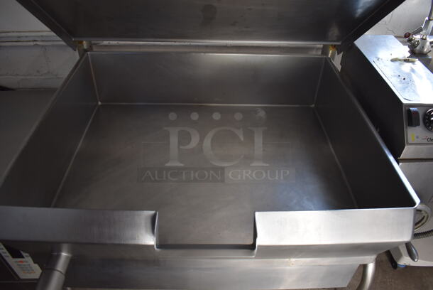 Cleveland Stainless Steel Commercial Floor Style Electric Powered Manual Tilting Braising Pan Skillet. 208-250 Volts, 3 Phase. 54x43x50 - Image 5 of 7