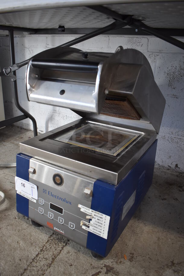 2013 Electrolux HSPPUSAT Stainless Steel Commercial Countertop Electric Powered Panini Press. 208 Volts, 1 Phase. 14x20x23 - Image 3 of 8
