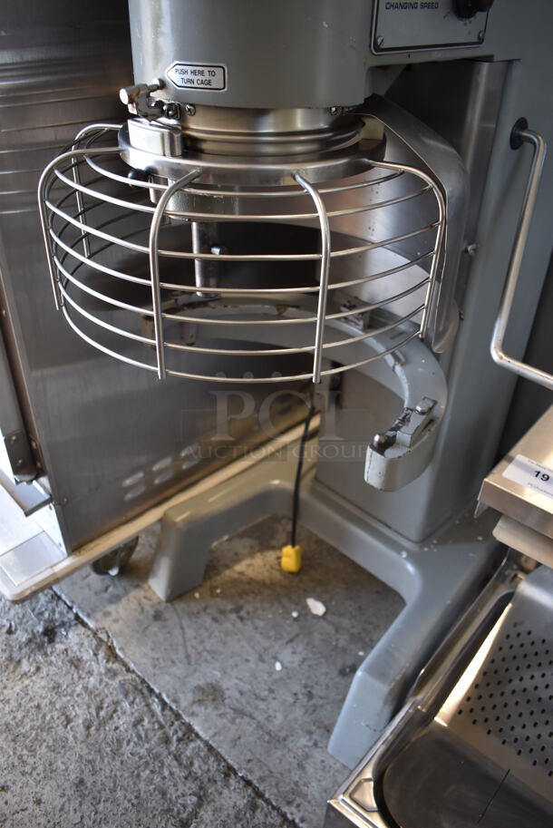 Hobart D330 Metal Commercial Floor Style 30 Quart Planetary Dough Mixer w/ Bowl Guard. 208 Volts, 1 Phase. 22x30x51 - Image 4 of 6