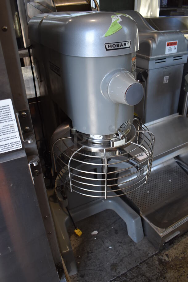 Hobart D330 Metal Commercial Floor Style 30 Quart Planetary Dough Mixer w/ Bowl Guard. 208 Volts, 1 Phase. 22x30x51 - Image 5 of 6