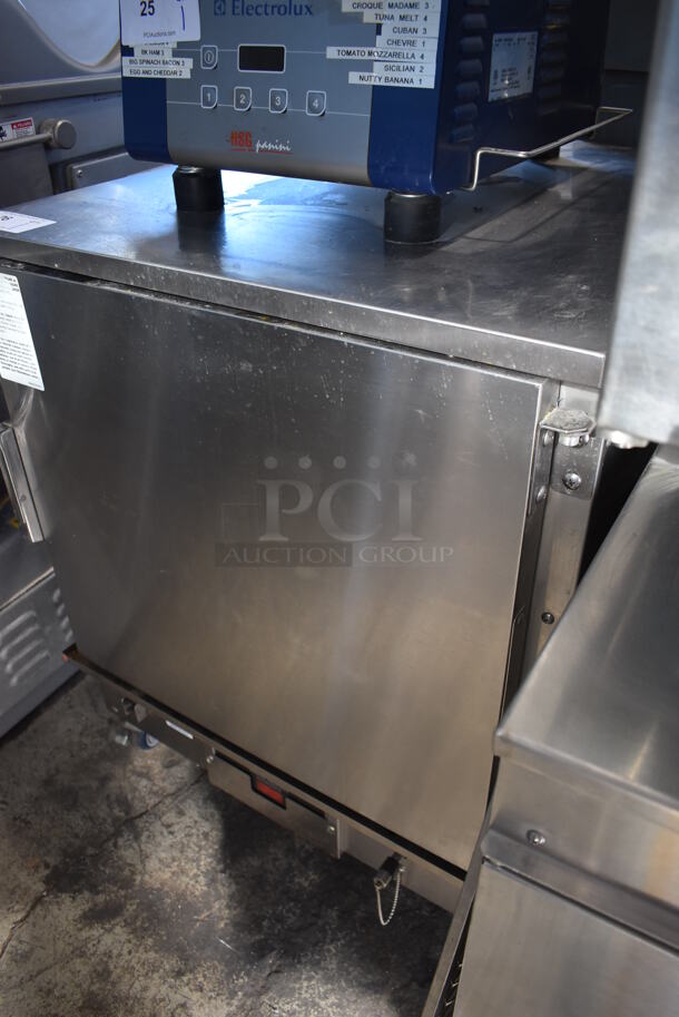 Winston CVAp B Series Single Door Undercounter Warmer on Commercial Casters. 28x35x34.5. Cannot Test Due To Plug Style - Image 5 of 5