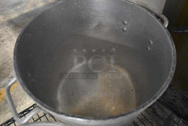 2 Various Metal Stock Pots. 14.5x12.5x8, 15x12.5x11. 2 Times Your Bid! - Image 5 of 5
