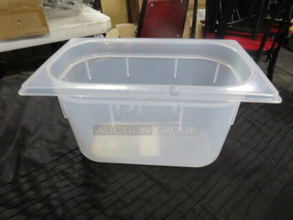 NEW 1.4 Size 6 Inch Deep Food Storage Container. 3XBID