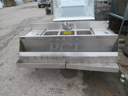 One Perlick Stainless Steel Triple Bay Under Counter Bar Sink With R/L Drain Boards, Faucet, Double Speed Racks, 60X29X34