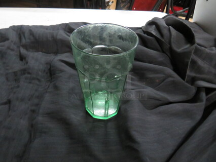 One Lot Of 36 NEW Cambro 22oz Poly Glasses. 