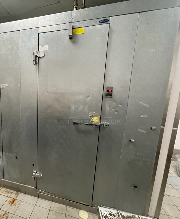 Norlake 6'x8' SELF CONTAINED Walk In Cooler Box w/ Copeland Compressor and Norlake Condenser. Pictures of Unit Before Disassembly Are Included In The Listing