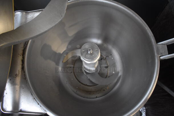 Hobart VCM25 Metal Commercial Floor Style Vertical Cutter Mixer. 208 Volts, 3 Phase. 29x24x46 - Image 8 of 10