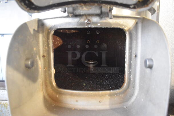 Hobart 6115 Metal Commercial Countertop Potato Peeler on Metal Stand w/ Commercial Casters. 115 Volts, 1 Phase. 16x26x58. Tested and Working! - Image 10 of 10