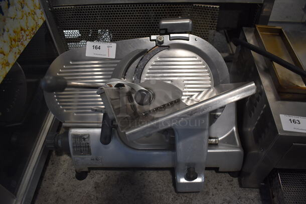 Hobart 2812 Stainless Steel Commercial Countertop Automatic Meat Slicer w/ Blade Sharpener. 120 Volts, 1 Phase. 29x24x24. Tested and Working!