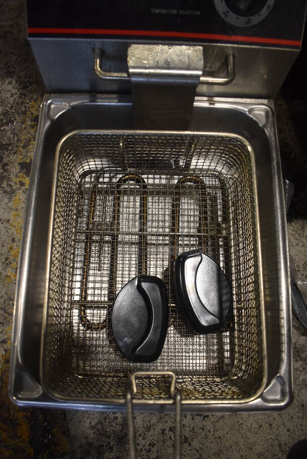 Cookline DF15-1-20 Stainless Steel Countertop Electric Powered Fryer w/ Metal Fry Basket and Lid. 120 Volts, 1 Phase. 10.5x16x13 - Image 6 of 7
