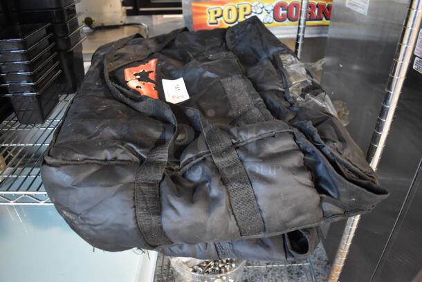 2 Black Insulated Food Carrying Bags. 26x7x15. 2 Times Your Bid! - Image 4 of 4