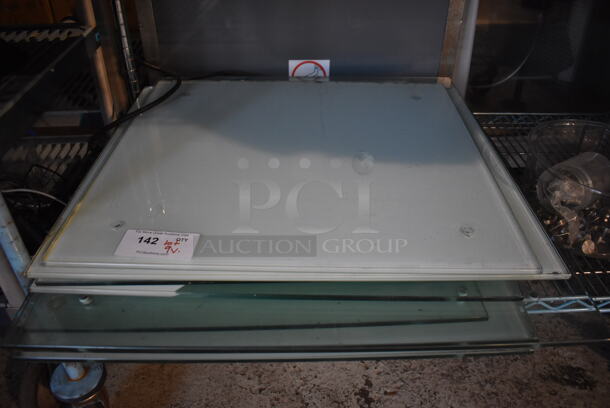 ALL ONE MONEY! Lot of 9 Various Panes of Glass. Includes 25.5x23 - Image 1 of 5