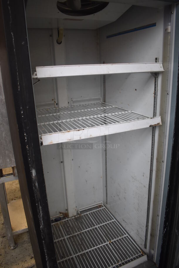 Maxx Cold MXM1-23RB Metal Commercial Single Door Reach In Cooler Merchandiser w/ Poly Coated Racks. 115 Volts, 1 Phase. 27x35x88. Tested and Working! - Image 4 of 5