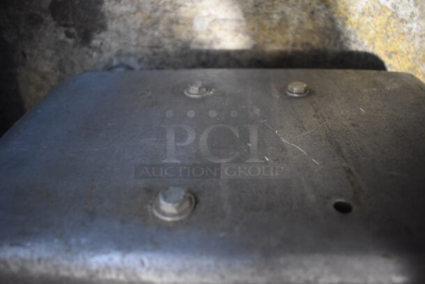 Hobart Metal Commercial Countertop Buffalo Chopper w/ S Blade. 208 Volts, 1 Phase. 32x22x18 - Image 6 of 6