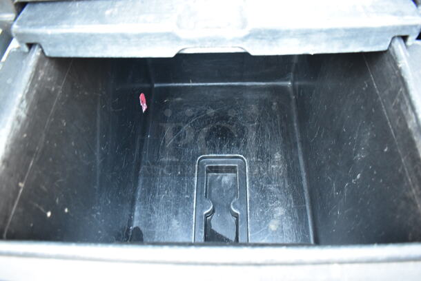 Cambro Black Poly Insulated Ice Bin on Commercial Casters. 24x33x30 - Image 4 of 5