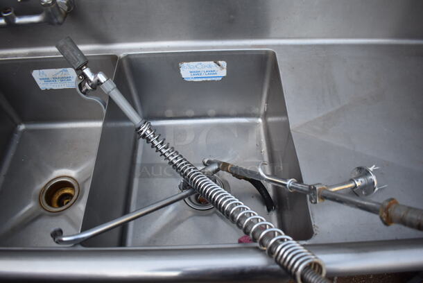 Stainless Steel Commercial 3 Bay Sink w/ Dual Drain Boards, Faucet, Handles and Spray Nozzle Attachment. 96x28x45. Bays 16x20x20 - Image 3 of 7