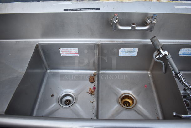 Stainless Steel Commercial 3 Bay Sink w/ Dual Drain Boards, Faucet, Handles and Spray Nozzle Attachment. 96x28x45. Bays 16x20x20 - Image 4 of 7