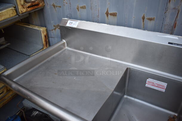 Stainless Steel Commercial 3 Bay Sink w/ Dual Drain Boards, Faucet, Handles and Spray Nozzle Attachment. 96x28x45. Bays 16x20x20 - Image 5 of 7