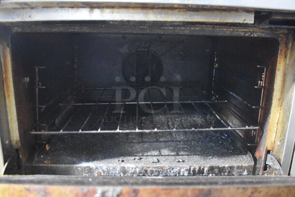 Southbend Select Stainless Steel Commercial Natural Gas Powered 6 Burner Range w/ Flat Top Griddle, Convection Oven, Oven, Over Shelf and Back Splash on Commercial Casters. 61x35x60 - Image 5 of 6