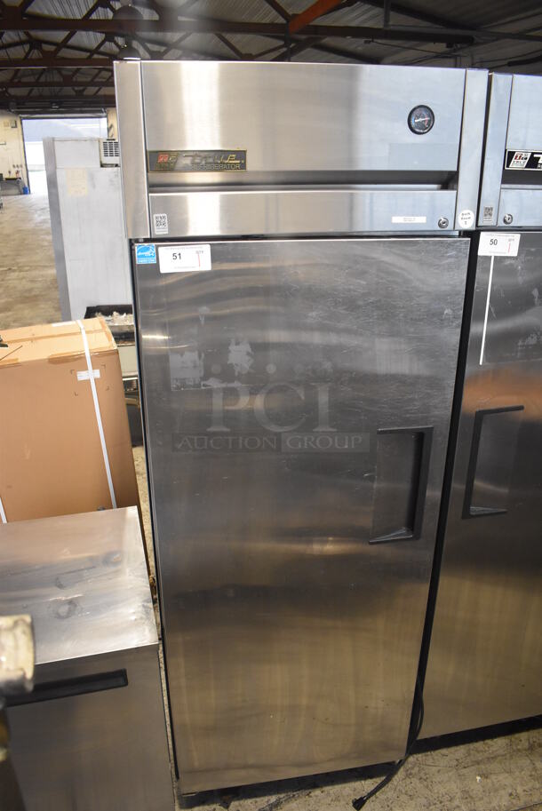 2012 True TG1R-1S ENERGY STAR Stainless Steel Commercial Single Door Reach In Cooler w/ Poly Coated Racks on Commercial Casters. 115 Volts, 1 Phase. 29x34x82. Tested and Working! - Image 2 of 6