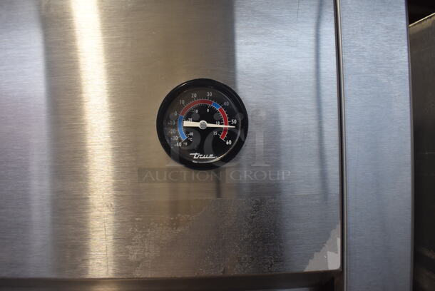 2011 True TG1R-1S Stainless Steel Commercial Single Door Reach In Cooler w/ Poly Coated Racks on Commercial Casters. 115 Volts, 1 Phase. 29x34x82. Tested and Working! - Image 4 of 6