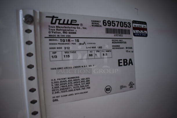 2011 True TG1R-1S Stainless Steel Commercial Single Door Reach In Cooler w/ Poly Coated Racks on Commercial Casters. 115 Volts, 1 Phase. 29x34x82. Tested and Working! - Image 6 of 6