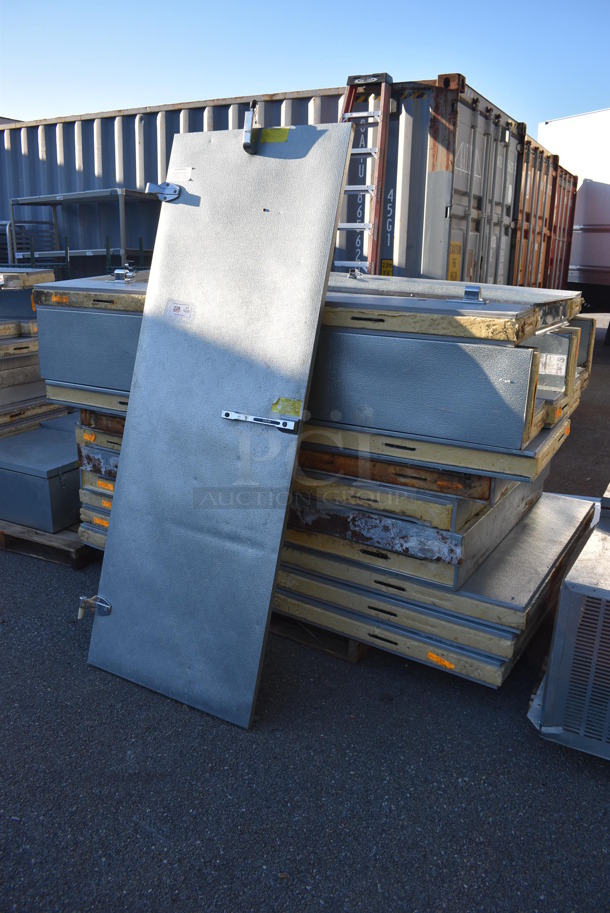 Norlake 6'x8' SELF CONTAINED Walk In Freezer Box w/ Copeland RF42C1E-CAV-101 Compressor and Norlake CPF100DC-A Condenser. 208-230 Volts, 1 Phase. Pictures of Unit Before Disassembly Are Included In The Listing - Image 4 of 10