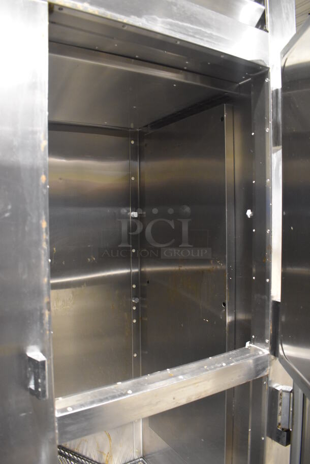 Traulsen RHT232WUT-HHS ENERGY STAR Stainless Steel Commercial 4 Half Size Reach In Cooler on Commercial Casters. 115 Volts, 1 Phase. 58x35x83. Tested and Working! - Image 7 of 7
