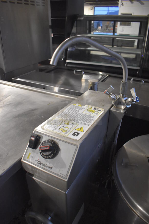 Cleveland Stainless Steel Commercial Floor Style Electric Powered Manual Tilting Braising Pan Skillet. 208-250 Volts, 3 Phase. 48x40x50 - Image 3 of 7