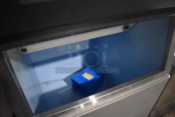 Hoshizaki KML-451MAH Stainless Steel Commercial Ice Head on Hoshizaki B-500PF Metal Commercial Ice Bin. 115-120 Volts, 1 Phase. 31x33x68.5 - Image 4 of 7