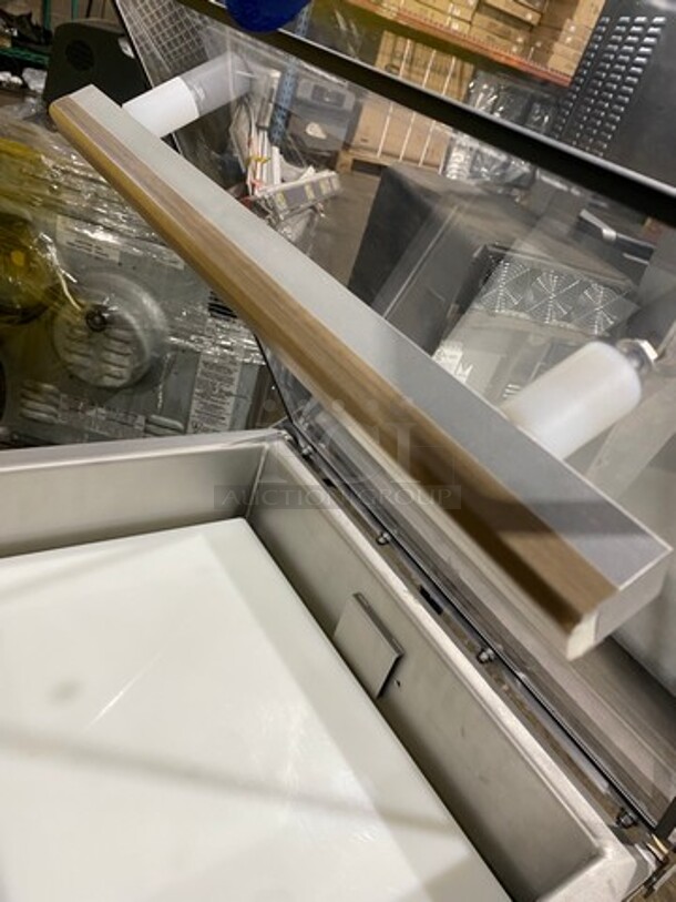 LATE MODEL! NEW! OUT OF THE BOX! Berkel Commercial Countertop Vacuum Sealer! Stainless Steel Body! Model: 350 SN: 12391EK1040439 120V 60HZ 1 Phase - Image 8 of 10