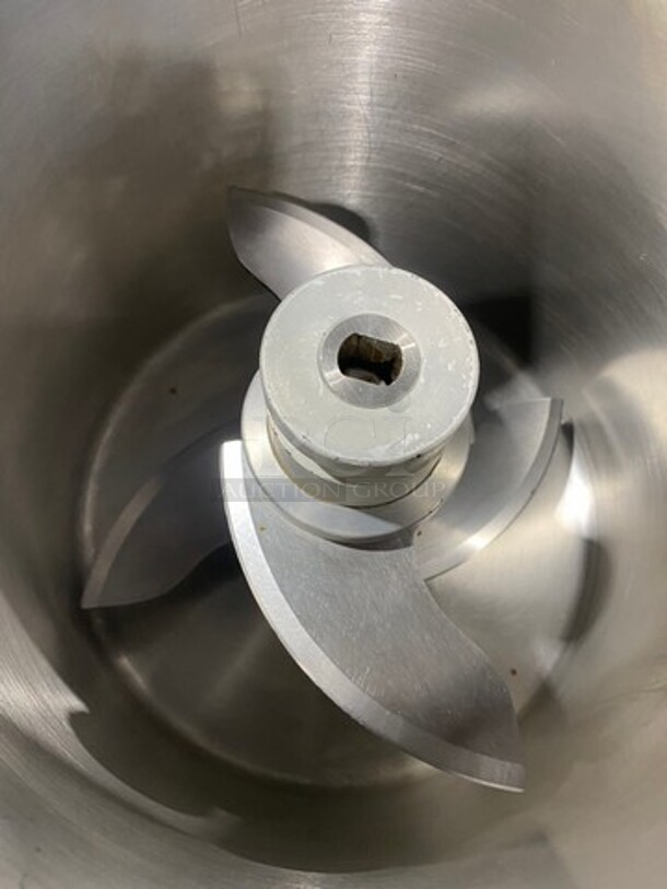 Spinning Grillers Commercial Heavy Duty VCM Vertical Cutter/ Mixer/ Mincer! All Stainless Steel! 220V 3 Phase - Image 5 of 8