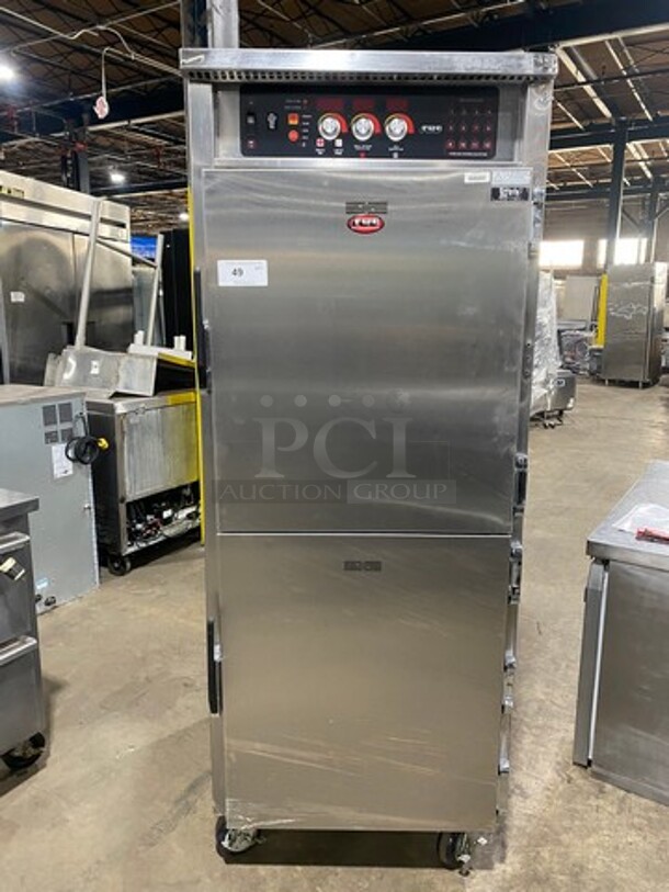 FWE Commercial Electric Powered Rethermalization/ Holding Cabinet! With Solid Split Doors! All Stainless! On Casters! Model: RH18HO SN: 133676602 60HZ 1 Phase - Image 1 of 8