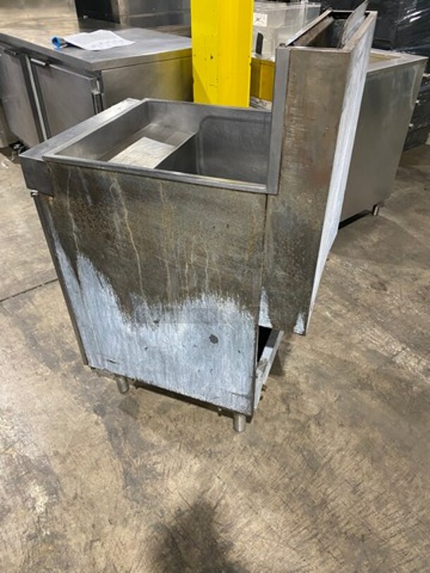 Vulcan Commercial Heavy Duty 75Lbs Natural Gas Powered Deep Fat Fryer! All Stainless Steel! On Legs! Model: LG5001 SN: DV4022712HB - Image 2 of 7