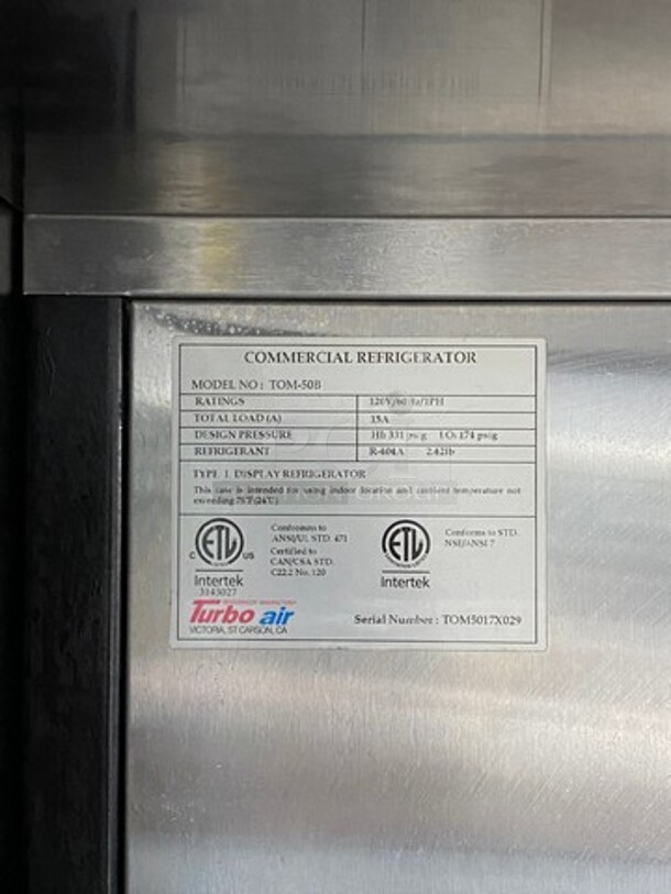 Turbo Air Commercial Refrigerated Open Grab-N-Go Case Merchandiser! With View Through Sides! With Front Cover! All Stainless Steel! Model: TOM50B SN: TOM5017X029 120V 60HZ 1 Phase - Image 6 of 7