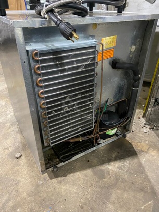 Delfield Commercial Single Door Lowboy/Worktop Cooler! With Rack! All Stainless Steel! Model: 406CADHLDD1 SN: 0808152000285 115V 60HZ 1 Phase - Image 4 of 7