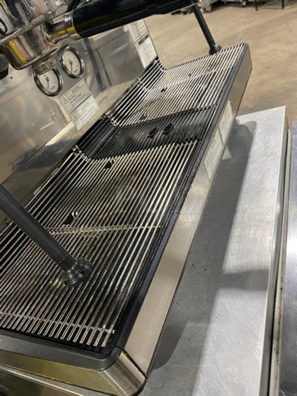 WOW! LATE MODEL! Dunkin Donuts Edition! Schaerer Commercial Countertop 2 Group Espresso Machine! With Steam Lines! Stainless Steel! On Small Legs! - Image 9 of 11