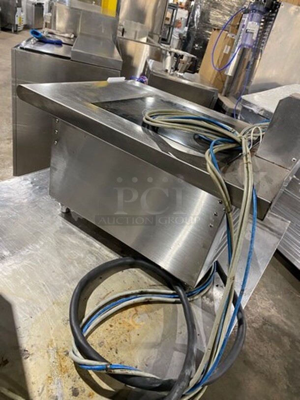 NICE! Oishii Commercial Countertop Single Burner Electromagnetic Cooking Range! All Stainless Steel! On Small Legs! Model: PHI500SV2 SN: X4053900 220V 60HZ 3 Phase - Image 2 of 8