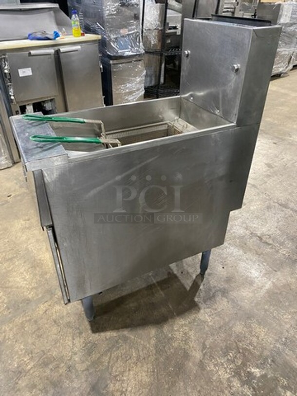 NICE! Pitco Commercial Natural Gas Powered Deep Fat Fryer! With Metal Frying Baskets! All Stainless Steel! On Legs! - Image 2 of 9