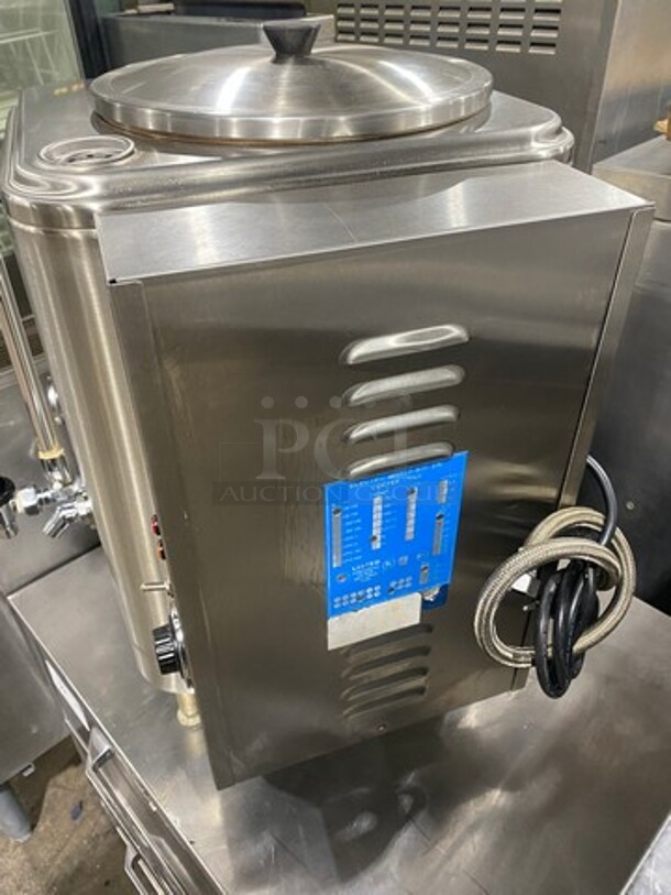 WOW! Celcilware Commercial Electric Powered Countertop Water Broiler! Solid Stainless Steel! On Legs! Model: ME10EN 120V 60HZ 1 Phase - Image 3 of 9